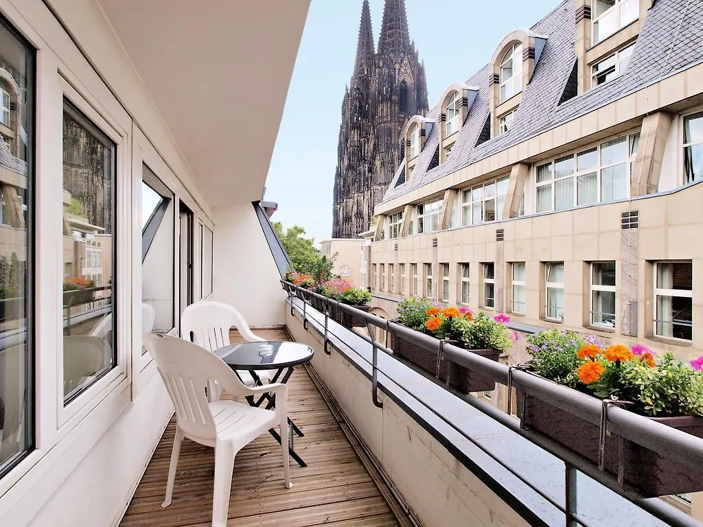 Callas Am Dom contacts